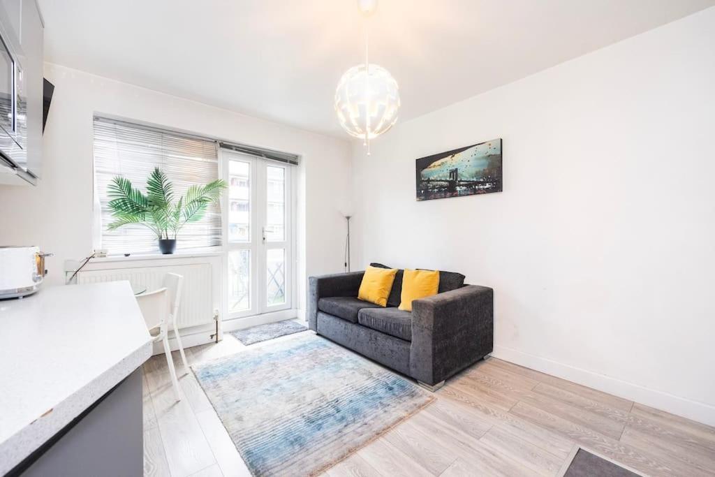 Modernised 3 Bed Pad Near Trendy Shoreditch Ground Floor With Balcony Apartamento *